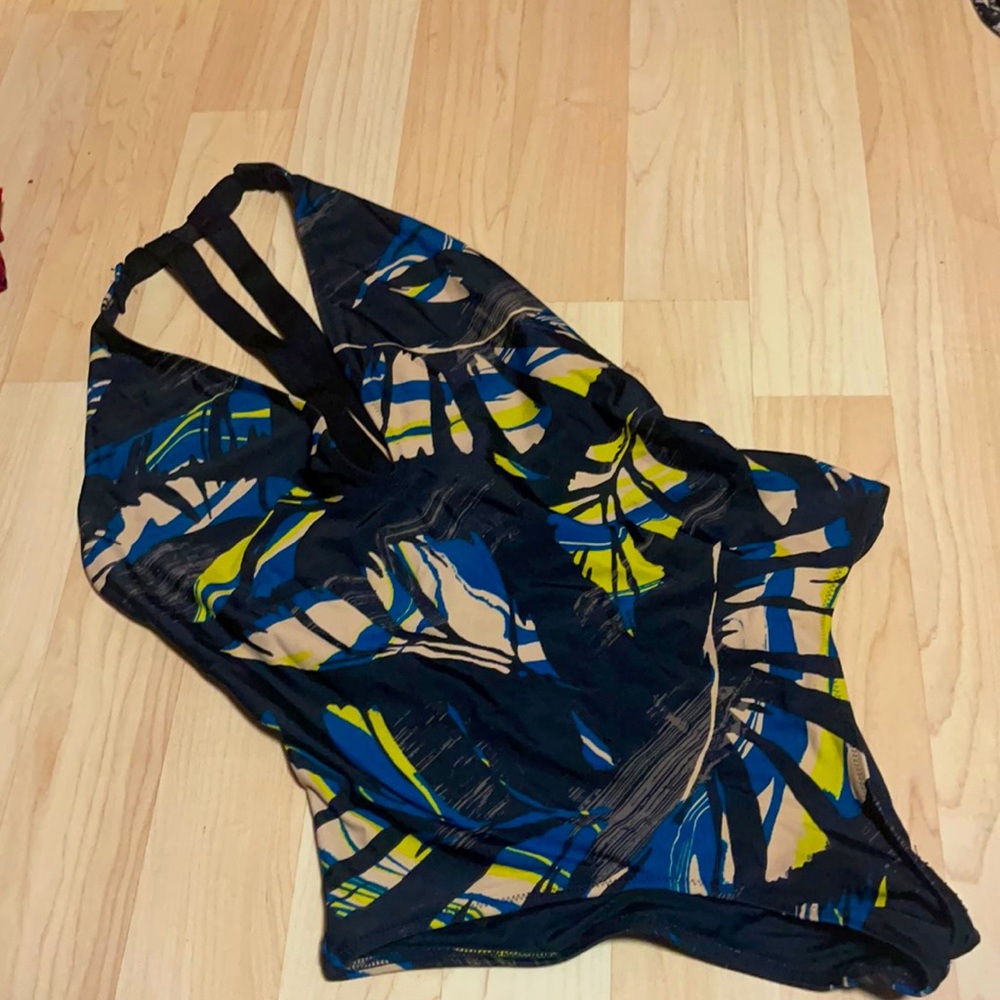 Med/Large Volcom 1 peice